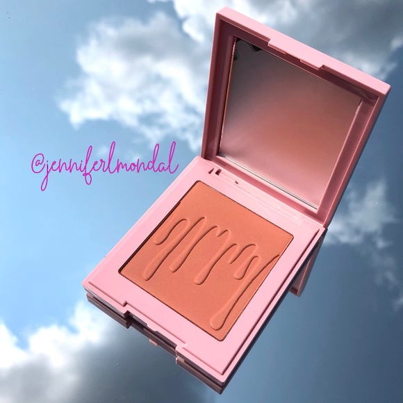 Kylie Cosmetics Other - 😍 LOWEST NWT "Close To Perfect" Kylie Blush!! 😍